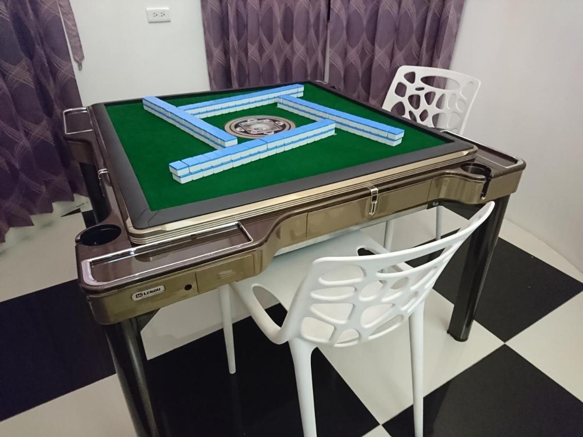 Saint Petersburg Apartment Донгшан Екстериор снимка